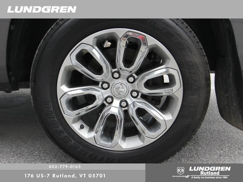 Used 2023 RAM 1500 Laramie AWD/4WD image 14