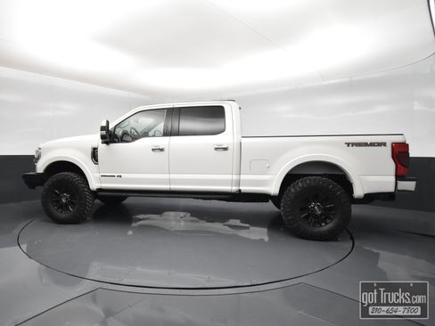 Used 2021 Ford F250 Lariat w/ Tremor Off-Road Package image 3
