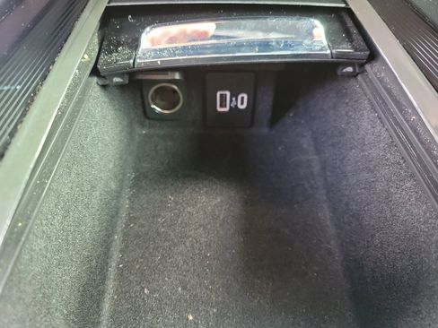 Used 2022 Lincoln Corsair FWD image 34