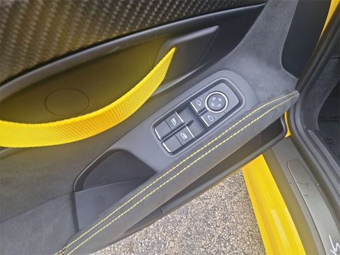 Used 2025 Porsche 718 Boxster Spyder RS w/ Weissach Package image 15