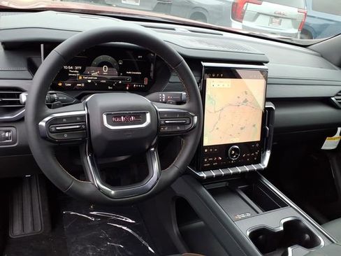 New 2025 GMC Acadia AT4 image 5