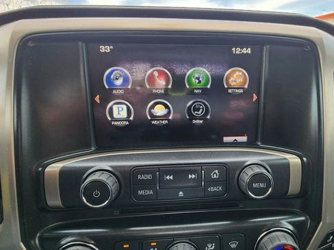 Used 2015 GMC Sierra 2500 Denali w/ Suspension Package, Off-Road AWD/4WD image 27