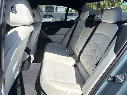 New 2026 BMW 530i xDrive w/ Premium Package AWD/4WD image 12