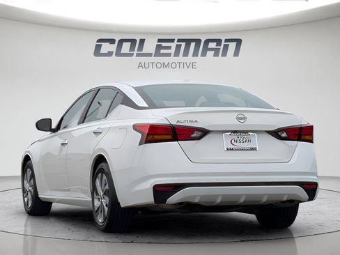 Certified 2025 Nissan Altima 2.5 S FWD image 7