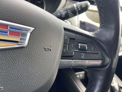 Used 2022 Cadillac XT4 Premium Luxury w/ Safety Alert Package image 17