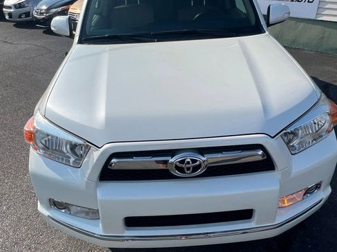 Used 2013 Toyota 4Runner SR5 image 12