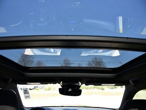 New 2026 Volvo XC40 B5 Ultra w/ Protection Package Premier image 27