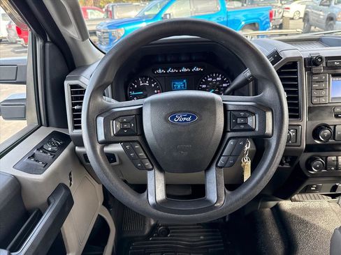 Used 2022 Ford F350 XL w/ Power Equipment Group image 14