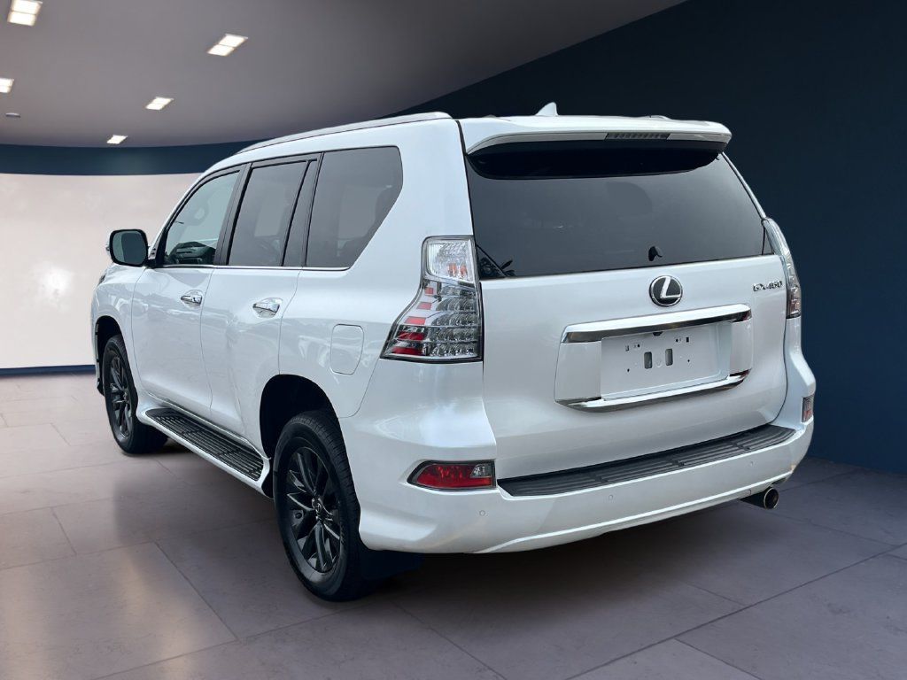 Used 2023 Lexus GX 460 Premium w/ Premium Package AWD/4WD image 3