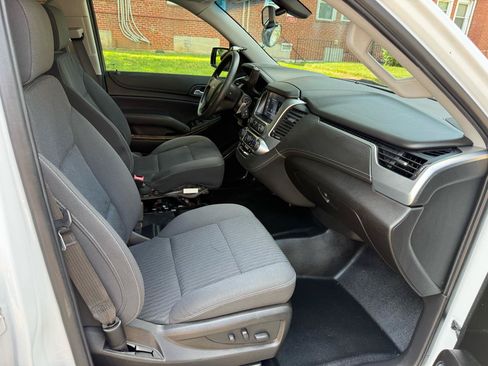 Used 2019 Chevrolet Tahoe 2WD image 18