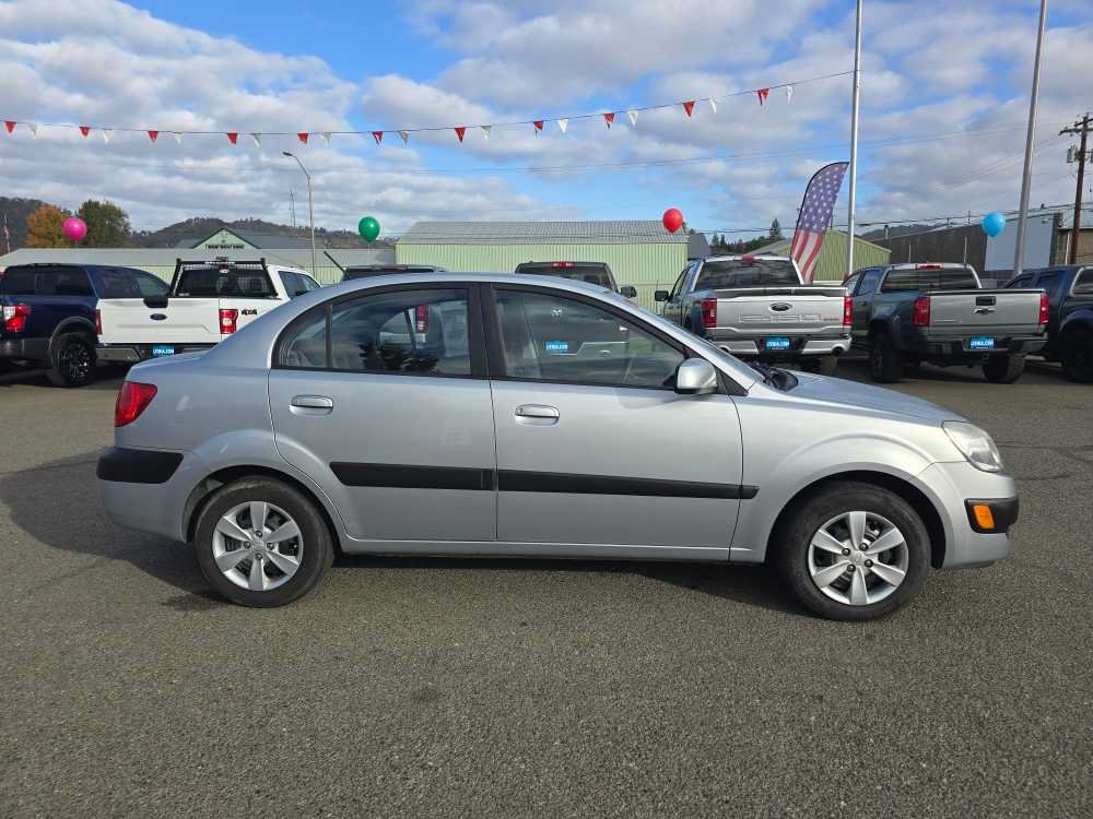 Used 2009 Kia Rio LX FWD image 6