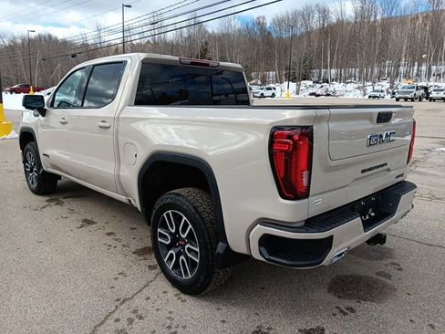 New 2026 GMC Sierra 1500 AT4 w/ LPO, Black Badging Package image 10