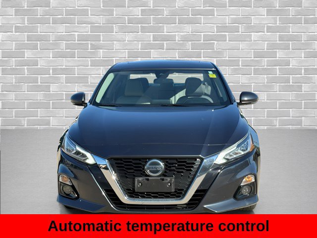 Used 2022 Nissan Altima 2.5 SL FWD image 11