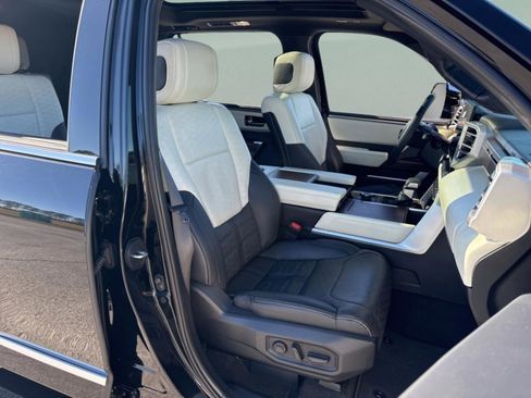 Used 2023 Toyota Sequoia Capstone image 35