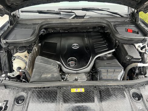 Certified 2023 Mercedes-Benz GLS 450 450 4MATIC image 29