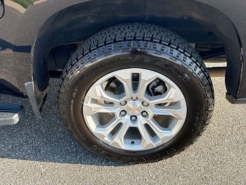 Used 2023 Chevrolet Silverado 1500 LTZ image 8