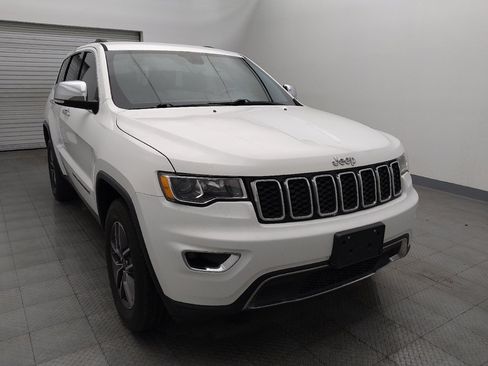 Used 2019 Jeep Grand Cherokee Limited image 14