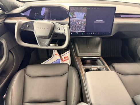 Used 2022 Tesla Model S image 13