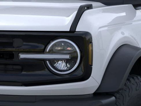 New 2025 Ford Bronco Outer Banks w/ Sasquatch Package image 20