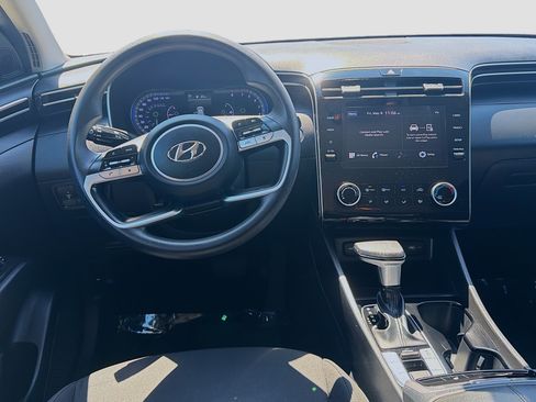 Used 2023 Hyundai Tucson SEL FWD image 19