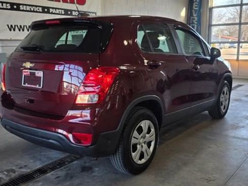 Used 2017 Chevrolet Trax LS image 7