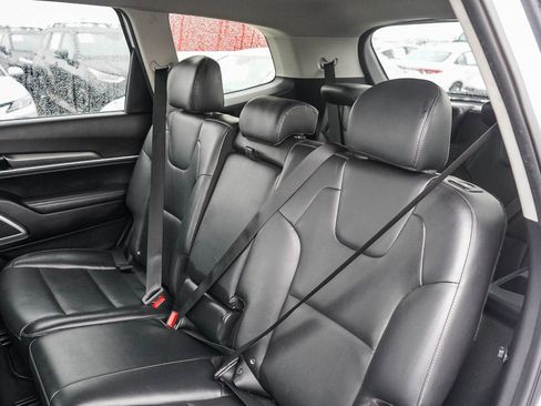 Used 2021 Kia Telluride LX image 19