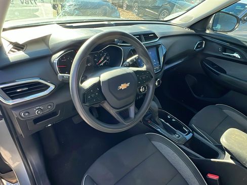 Used 2023 Chevrolet TrailBlazer LT w/ Convenience Package image 24