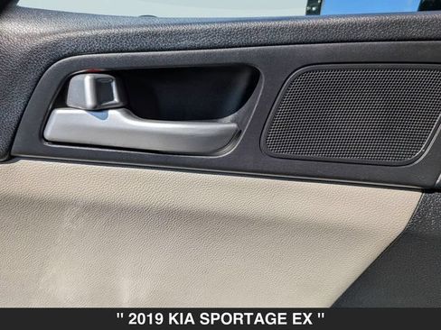 Used 2019 Kia Sportage EX w/ EX Sport Appearance Package AWD/4WD image 12