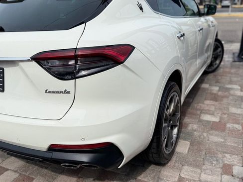 Used 2023 Maserati Levante Modena image 31