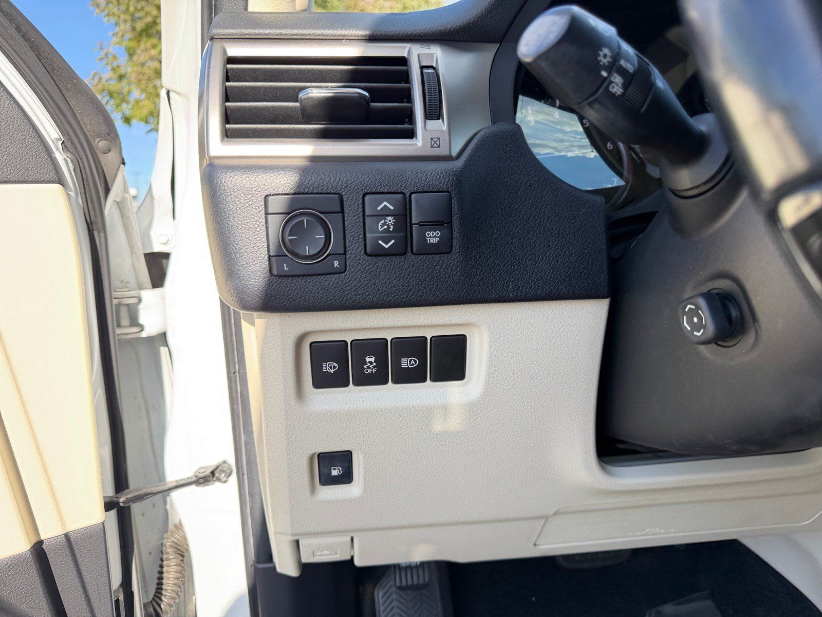 Used 2020 Lexus GX 460 Premium AWD/4WD image 11
