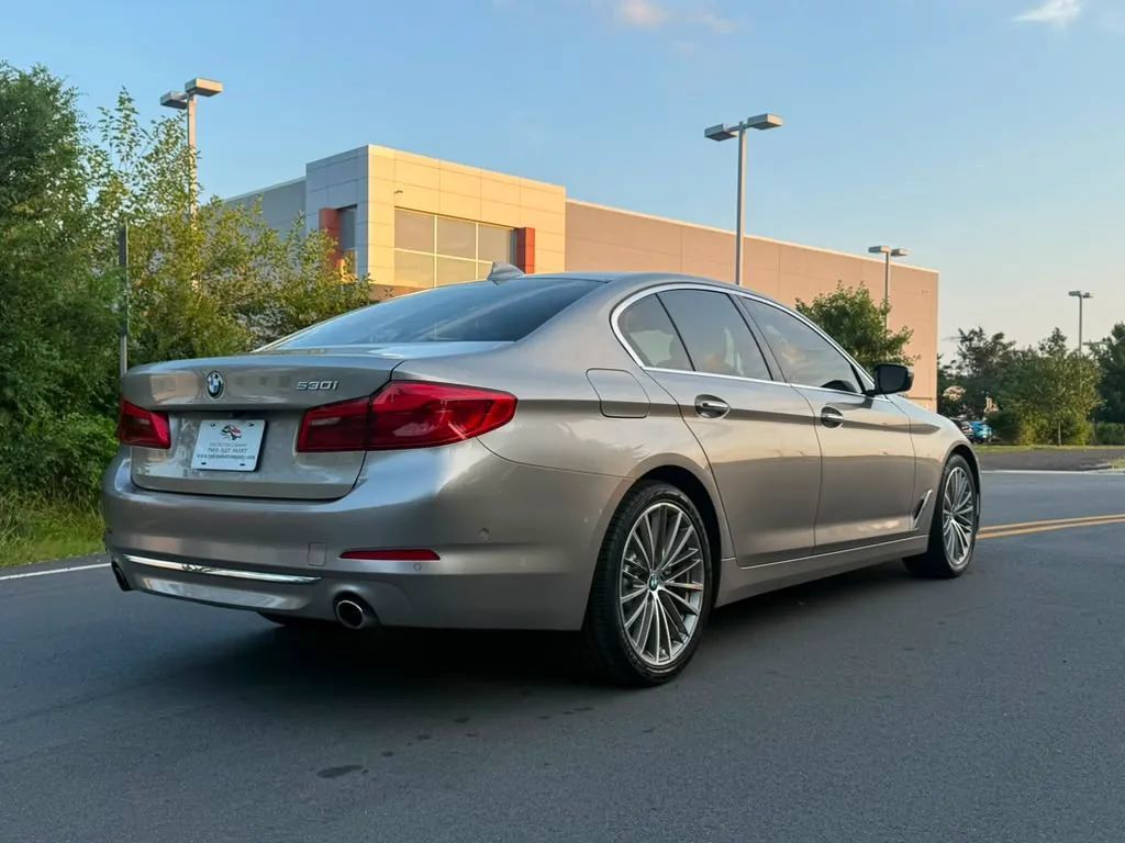 Used 2017 BMW 530i RWD image 5