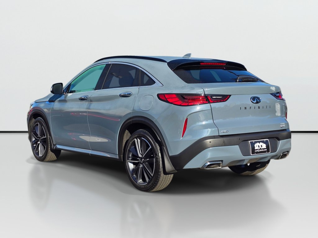 Used 2023 INFINITI QX55 Sensory w/ Lighting Package AWD/4WD image 3