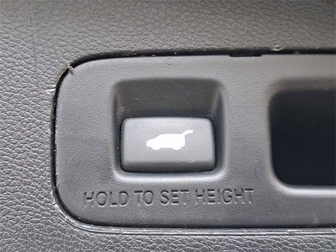 Used 2022 Honda CR-V Touring image 29