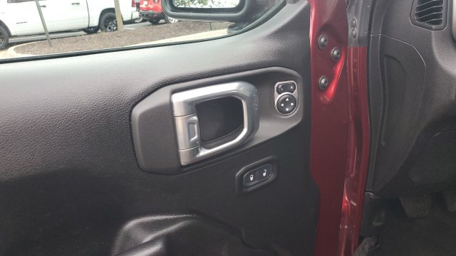 Used 2021 Jeep Wrangler Unlimited Sport AWD/4WD image 7