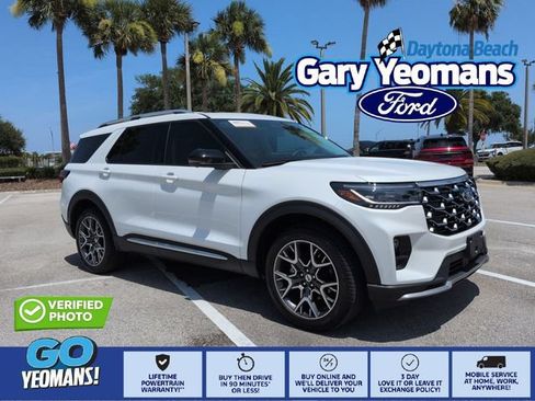 Certified 2025 Ford Explorer Platinum w/ Ultimate Package AWD/4WD image 1