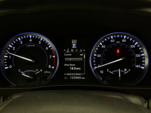 Used 2014 Toyota Highlander XLE image 13