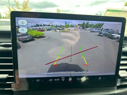 New 2025 Ford Transit 250 148 Medium Roof w/ Load Area Protection Package image 27