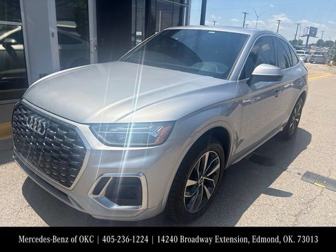 Used 2022 Audi Q5 2.0T Premium Plus w/ Premium Plus Package AWD/4WD image 2
