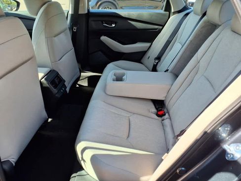 New 2025 Honda Accord SE image 9