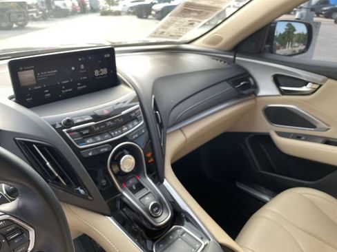 Used 2024 Acura RDX SH-AWD image 13