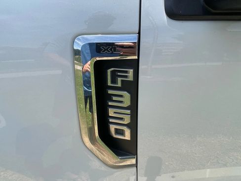 Used 2019 Ford F350 XL w/ XL Value Package image 10