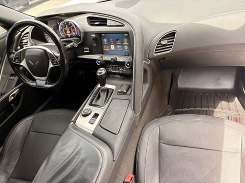 Used 2016 Chevrolet Corvette Stingray Coupe RWD image 5