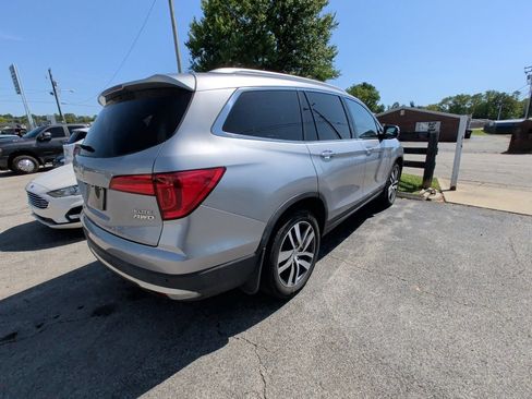 Used 2017 Honda Pilot Elite image 3