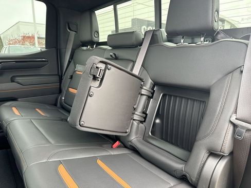 Certified 2024 GMC Sierra 1500 AT4 w/ Technology Package image 44