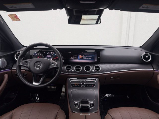 Used 2018 Mercedes-Benz E 300 4MATIC image 19