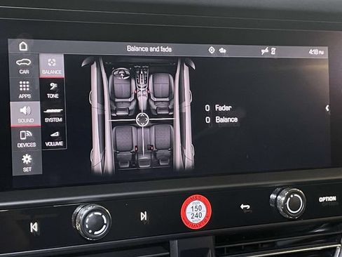 Certified 2026 Porsche Macan AWD/4WD image 33