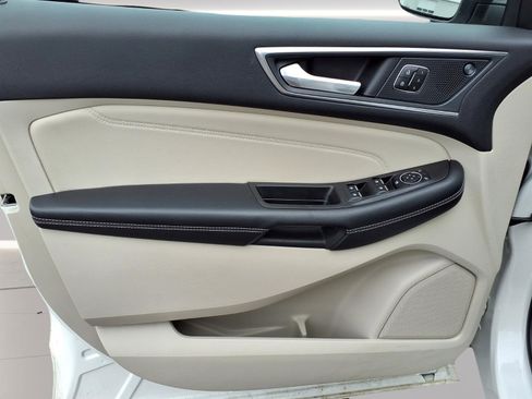 Used 2024 Ford Edge Titanium AWD/4WD image 13