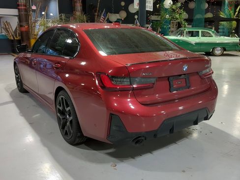 Used 2025 BMW 330i xDrive Sedan w/ M Sport Package image 10