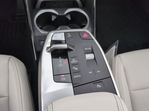 Used 2026 BMW X1 xDrive28i w/ Technology Package image 20