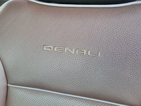 Used 2023 GMC Sierra 1500 Denali w/ Denali Reserve Package AWD/4WD image 14